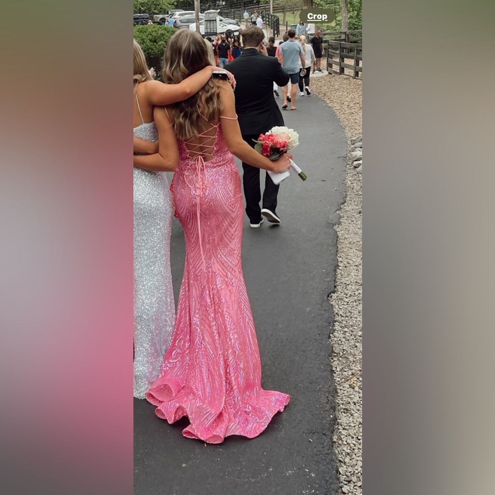 PROM DRESS - Picture 2 of 4
